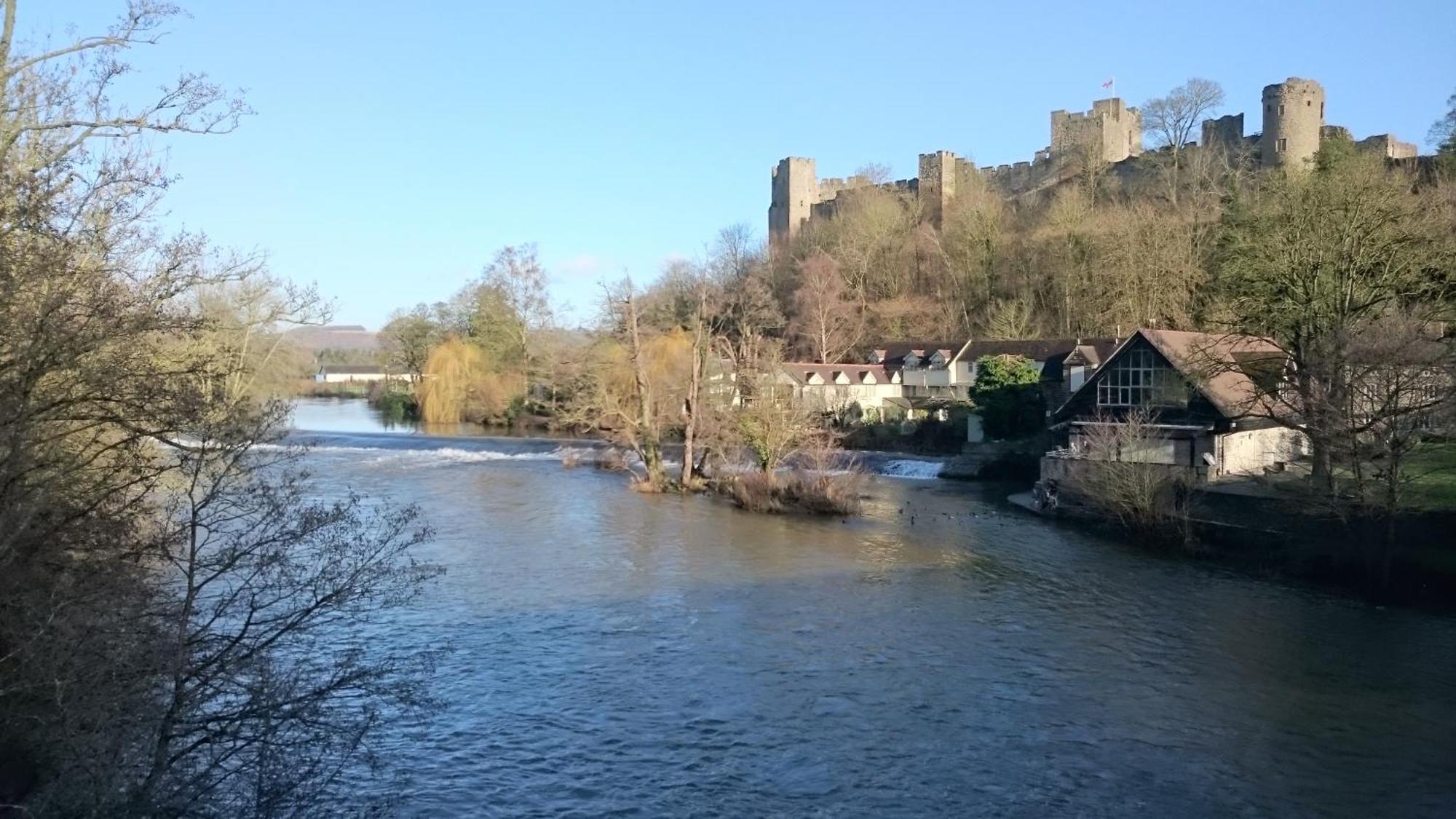 Ludlow Town Centre Apartments Esterno foto